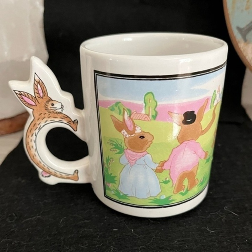 Vintage 1994 PETER RABBIT Shaped 3D Handle Easter Bunny Coffee Mug Set of 2 - Picture 7 of 14